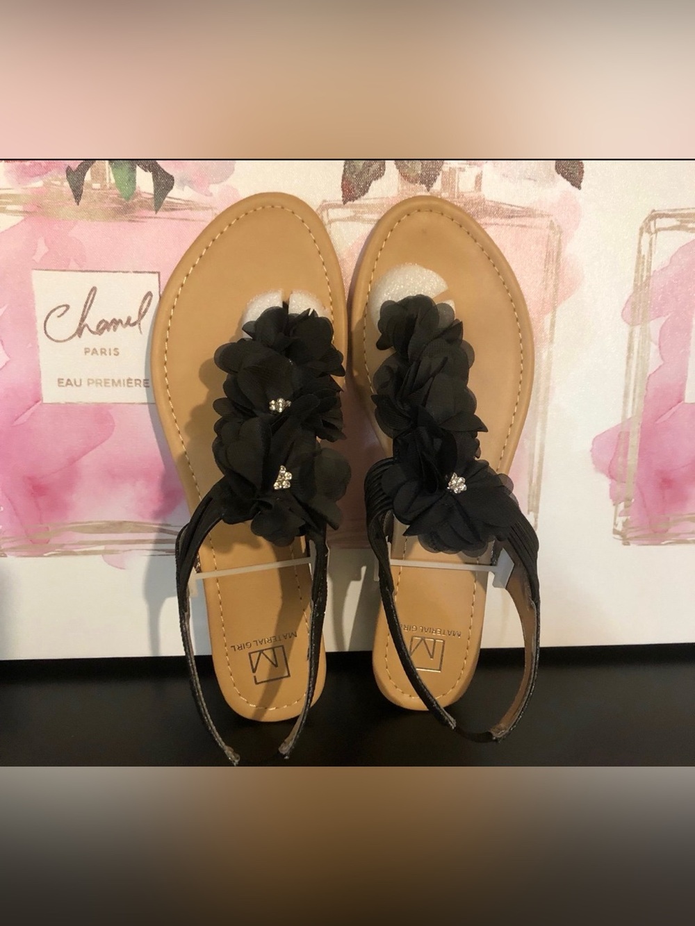 Material Girl Sari Black Floral Rhinestones Embellished Flat Sandals 10 M NWT